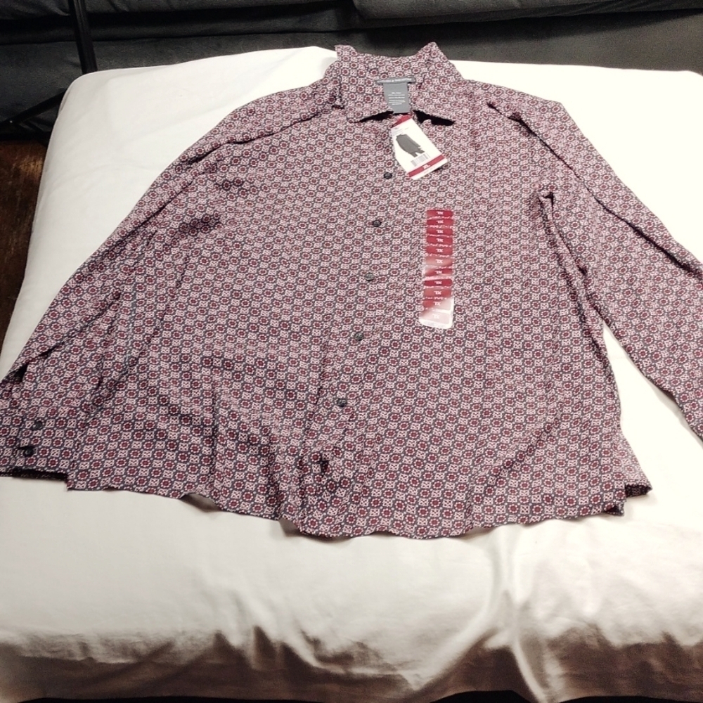 NWT Chelsea & Theodore women's long sleeved button down blouse size XL